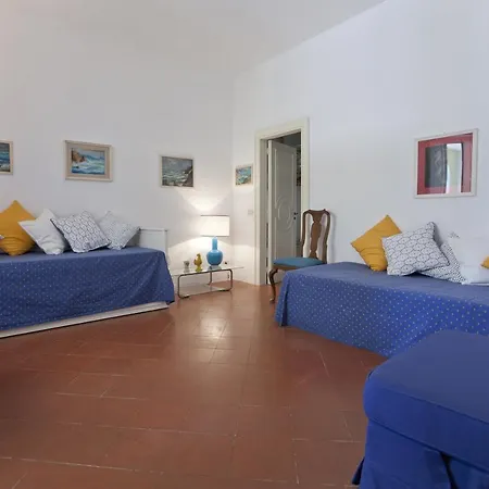 Stella * Massa Lubrense